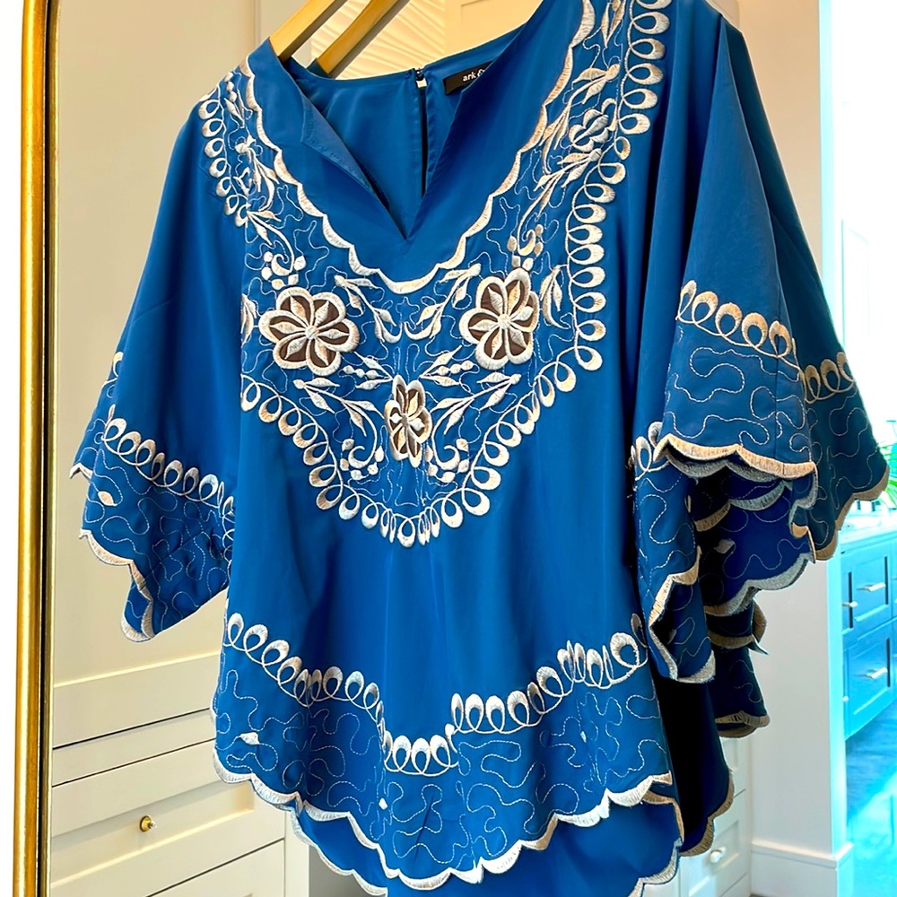 Blue embroidery blouse